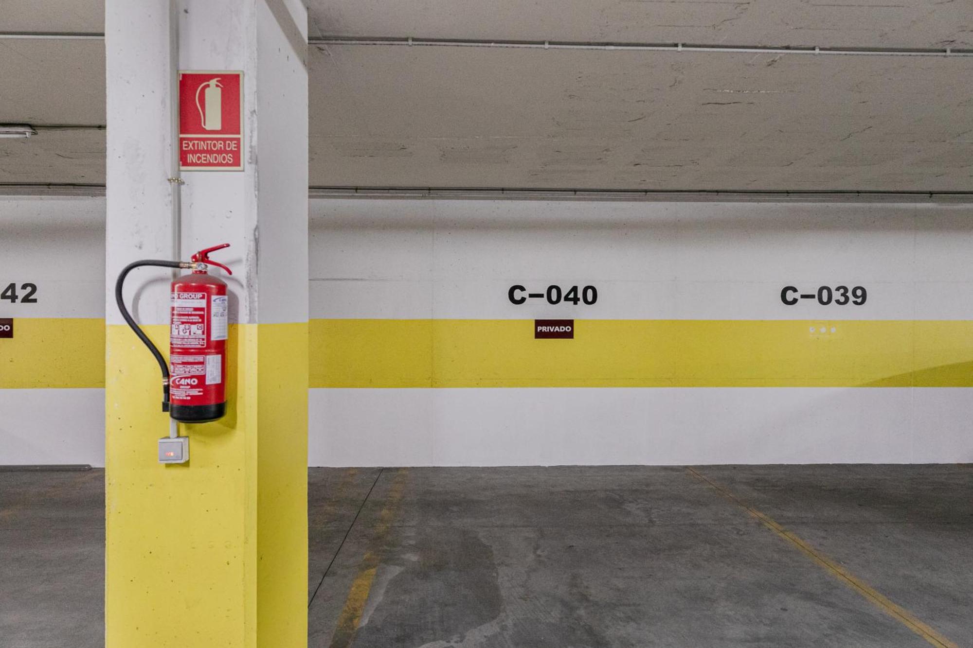 Apartment 25 With Free Parking And Pool Bormujos