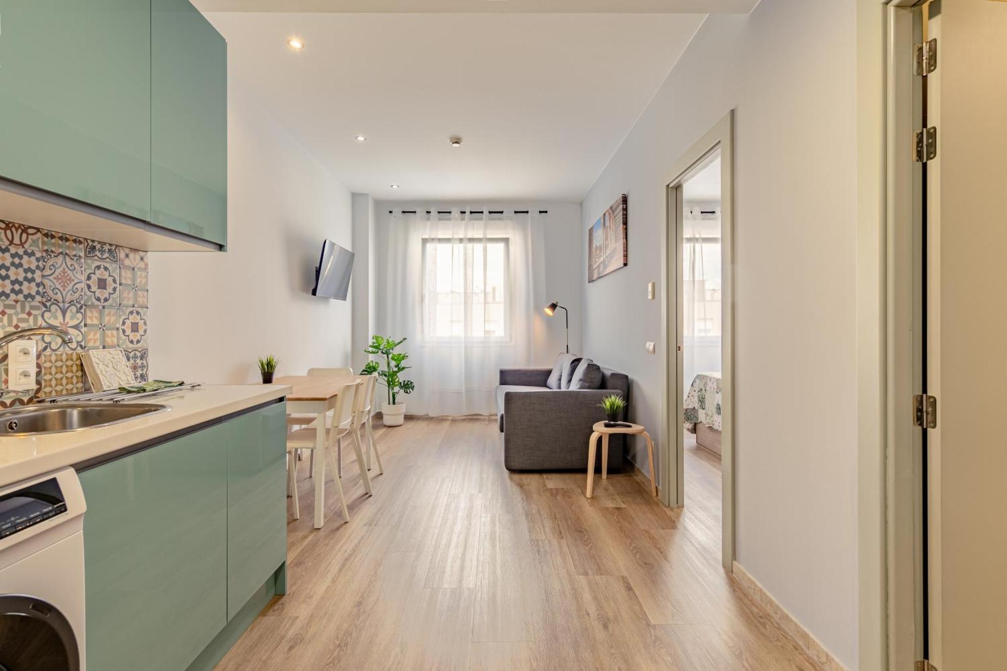 Apartment 25 With Free Parking And Pool *