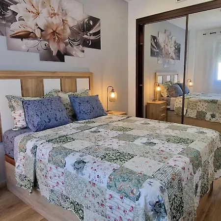 Apartment 25 With Free Parking And Pool Bormujos Exterior photo