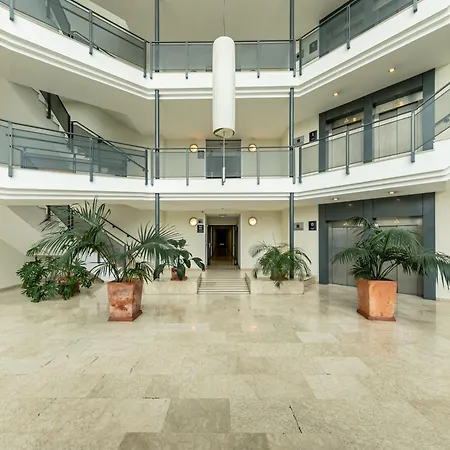 Apartment 25 With Free Parking And Pool Bormujos Exterior photo